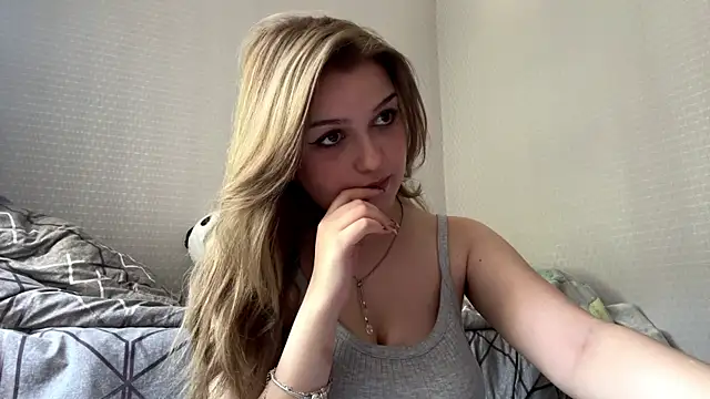 CloudyFoxy online show from 06.13.26