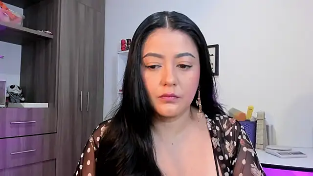 Snapshot of LauraToro_ chatting on 06.16.26 LauraToro online show from 06.16.26