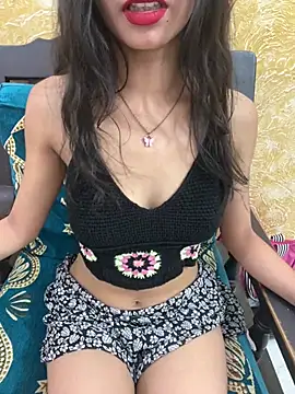 Snapshot of Hottness_Vamika chatting on 07.26.26 Hottness Vamika online show from 07.26.26