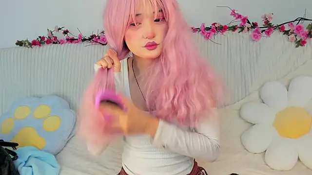 Snapshot of mimi_cutee chatting on 07.27.26 mimi cutee online show from 07.27.26