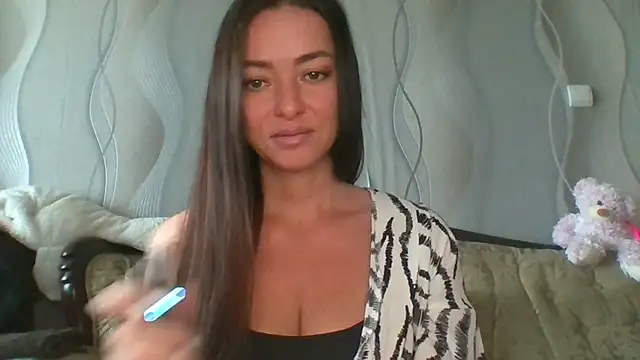 Mia Salamanka online show from 07.18.26