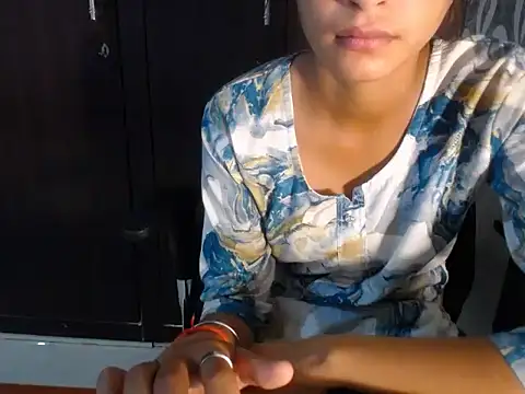 Ridhi 01 online show from 06.13.26