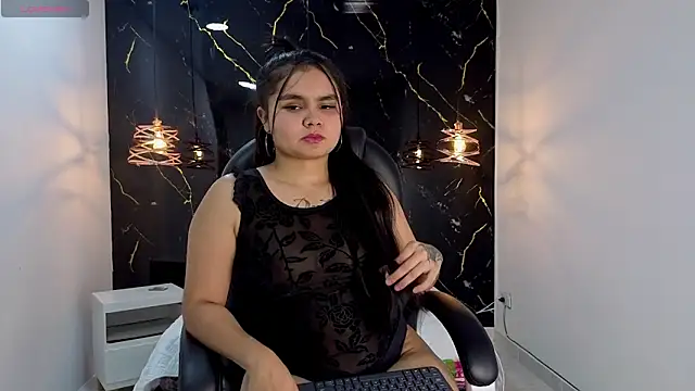 TifanyRoseX online show from 06.11.26