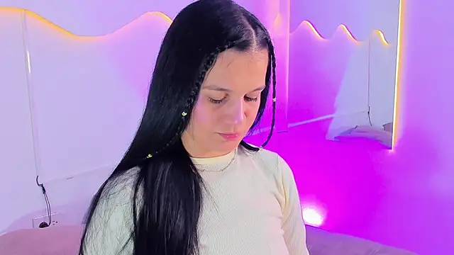 MiaHansson online show from 07.12.26