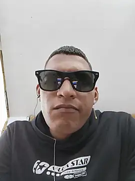 Snapshot of Juniorluzardo chatting on 07.10.26 Juniorluzardo online show from 07.10.26