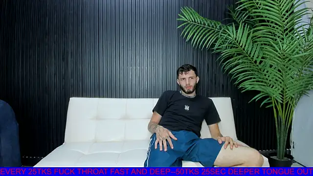 Snapshot of TheLatinHouseVIP chatting on 07.29.26 TheLatinHouseVIP online show from 07.29.26