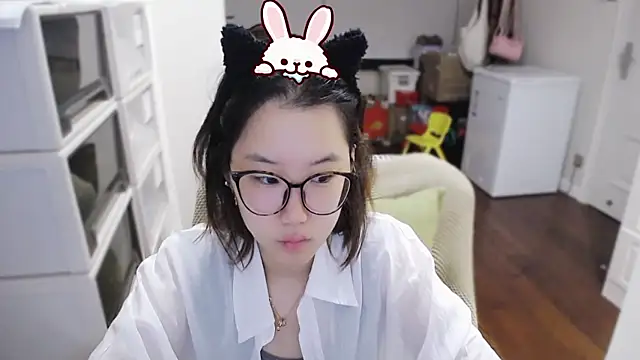 Snapshot of xiaoxiong-99 chatting on 06.12.26 xiaoxiong-99 online show from 06.12.26