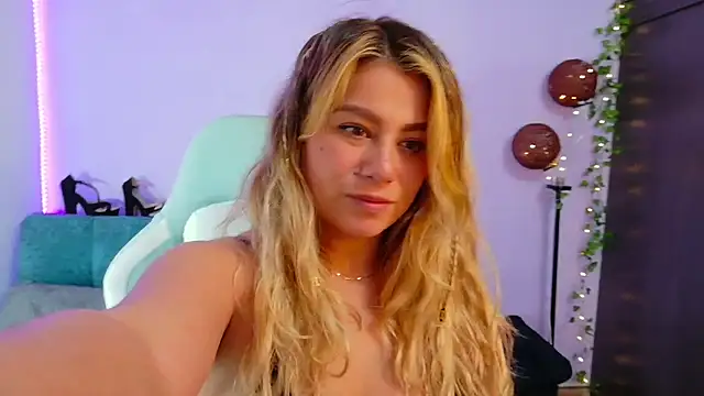 Snapshot of Sam_sexual_enjoyment chatting on 06.25.26 Sam sexual enjoyment online show from 06.25.26