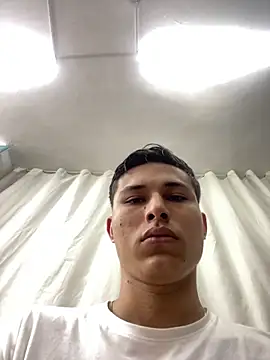 Snapshot of Antoni150906 chatting on 07.28.26 Antoni150906 online show from 07.28.26