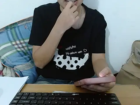 ThuyTien279 online show from 07.08.26