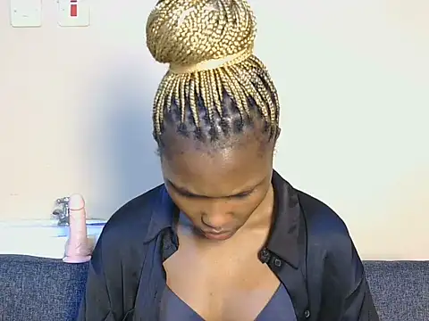 cutieglo online show from 06.12.26
