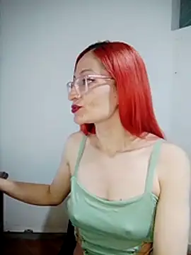Snapshot of Lizz_369 chatting on 07.15.26 Lizz 369 online show from 07.15.26