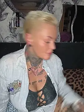 InkedMissLaBaehm online show from 06.17.26