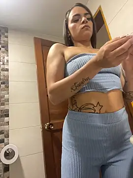 Snapshot of _Melany_Martinez chatting on 06.19.26 Melany Martinez online show from 06.19.26