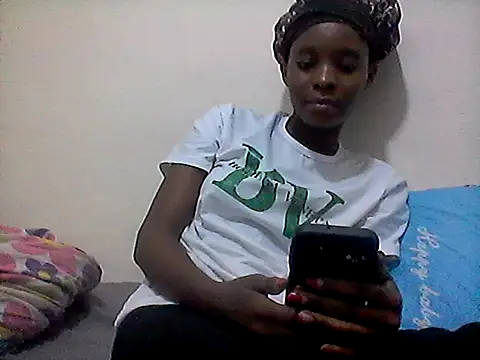 Snapshot of Sweetpother chatting on 06.23.26 Sweetpother online show from 06.23.26