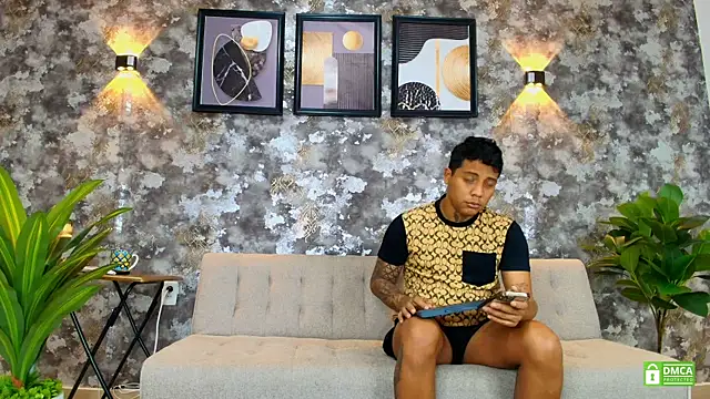 Snapshot of Alejandro_and_Deiby chatting on 06.26.26 Alejandro and Deiby online show from 06.26.26