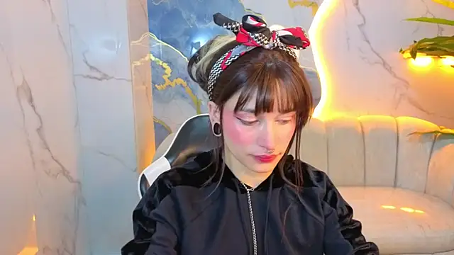 Snapshot of Lily_Tx chatting on 07.15.26 Lily Tx online show from 07.15.26