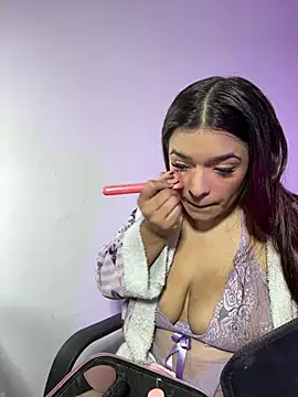 Snapshot of catalina_rios1 chatting on 06.19.26 catalina rios1 online show from 06.19.26