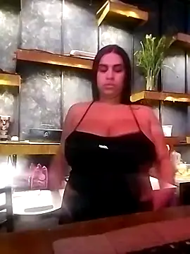 Snapshot of Camila_hott_11 chatting on 08.01.26 Camila hott 11 online show from 08.01.26