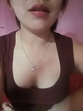 Snapshot of Clarra-s chatting on 07.27.26 Clarra-s online show from 07.27.26