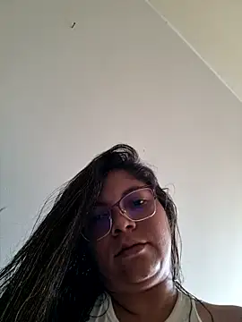 Snapshot of Dina_Phone chatting on 06.12.26 Dina Phone online show from 06.12.26
