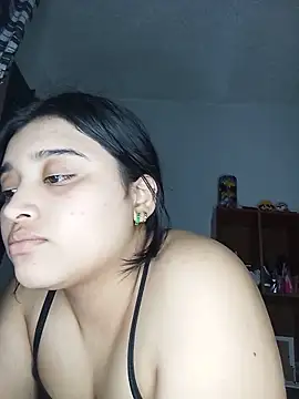 Snapshot of Salo_brattdoll chatting on 06.22.26 Salo brattdoll online show from 06.22.26