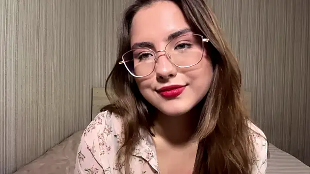 Snapshot of Mina_Aston chatting on 07.16.26 Mina Aston online show from 07.16.26