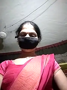 Snapshot of NEELAM77 chatting on 07.10.26 NEELAM77 online show from 07.10.26