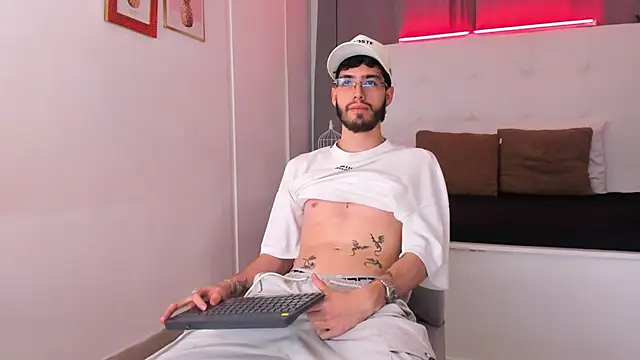 Leo Saint online show from 06.13.26