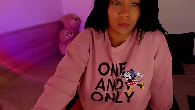 NicolePasqualott online show from 11.17.25