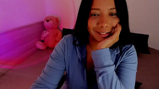 NicolePasqualott online show from 11.24.25