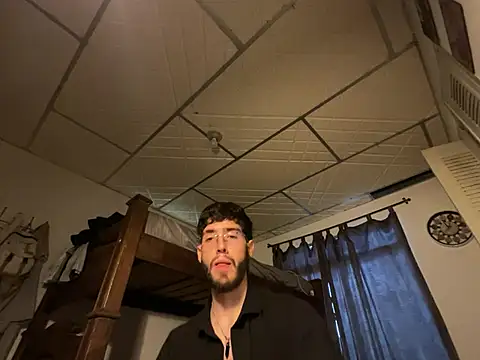 Leo Saint  online show from 06.14.26
