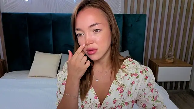 Christy Beauty online show from 08.04.26
