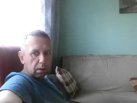 Snapshot of RafalekRozmarynowski81 chatting on 06.20.26 RafalekRozmarynowski81 online show from 06.20.26