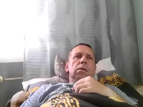 Snapshot of RafalekRozmarynowski81 chatting on 06.22.26 RafalekRozmarynowski81 online show from 06.22.26