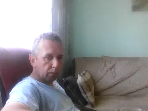 Snapshot of RafalekRozmarynowski81 chatting on 06.29.26 RafalekRozmarynowski81 online show from 06.29.26