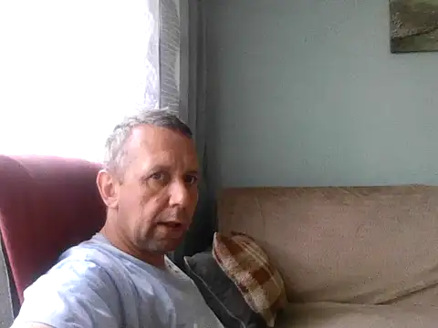 Snapshot of RafalekRozmarynowski81 chatting on 07.01.26 RafalekRozmarynowski81 online show from 07.01.26