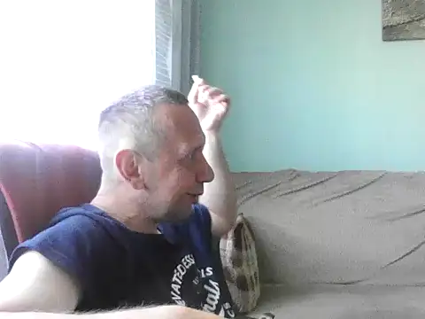 Snapshot of RafalekRozmarynowski81 chatting on 07.16.26 RafalekRozmarynowski81 online show from 07.16.26