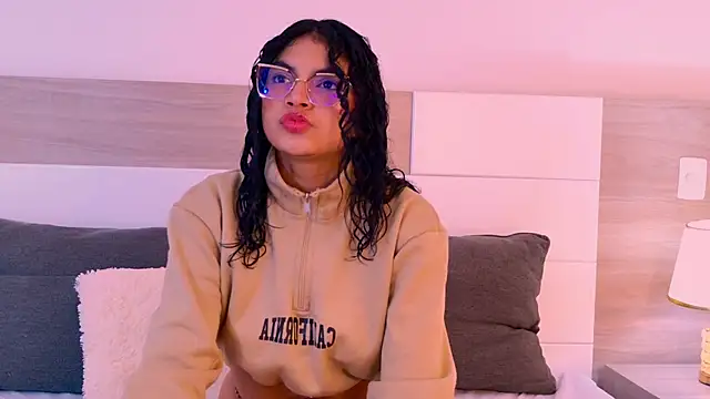 MelodyAlvarez online show from 07.13.26