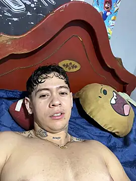 ColombianSexyCouple  online show from 06.24.26