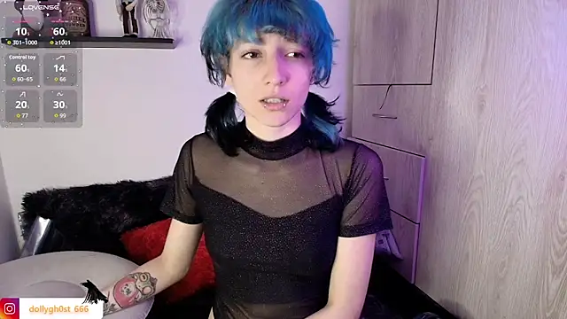 Snapshot of ghosty_doll_ chatting on 06.19.26 ghosty doll online show from 06.19.26