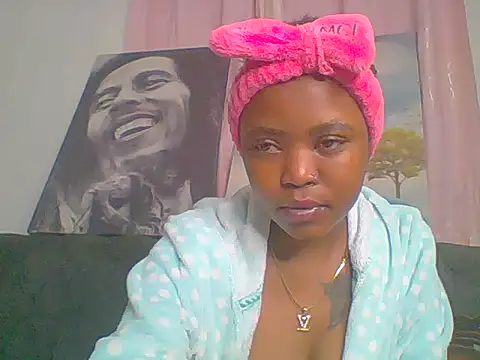Sexyie nzula online show from 06.23.26