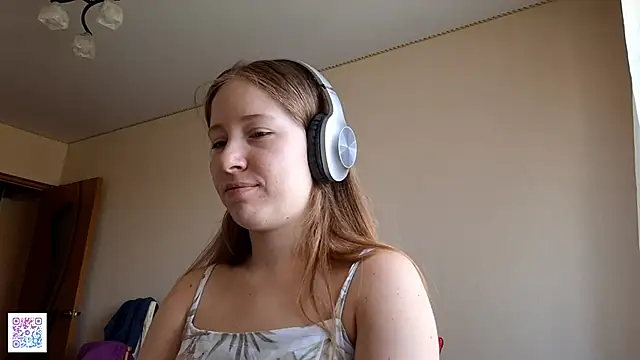 Snapshot of BethGoodman chatting on 06.23.26 BethGoodman online show from 06.23.26