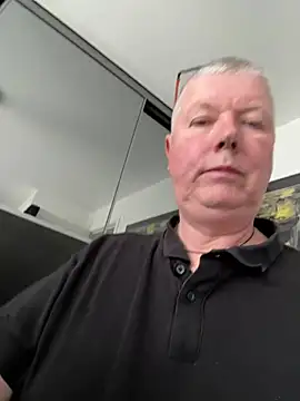 Snapshot of cumboy chatting on 04.28.26 cumboy online show from 04.28.26