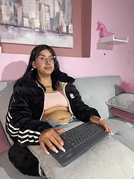 Snapshot of GabyLopez_Pink chatting on 07.02.26 GabyLopez Pink online show from 07.02.26