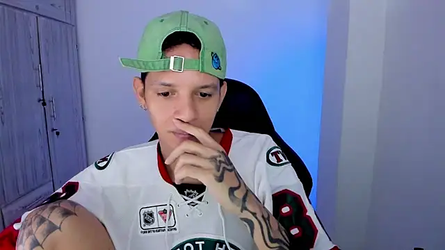 tylerrnova online show from 06.26.26