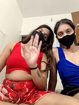 Snapshot of pooja_riya chatting on 07.26.26 pooja riya online show from 07.26.26