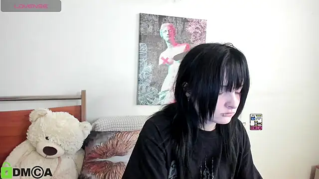 MillyMils online show from 07.10.26