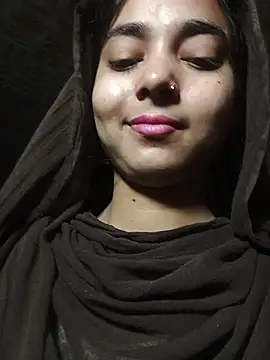 Snapshot of Simran_143 chatting on 07.21.26 Simran 143 online show from 07.21.26