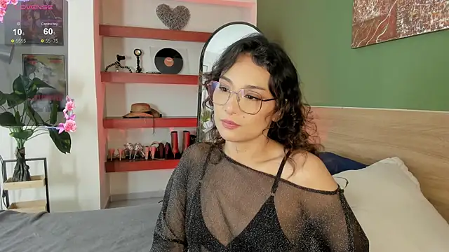 Snapshot of lana_vance chatting on 07.21.26 lana vance online show from 07.21.26